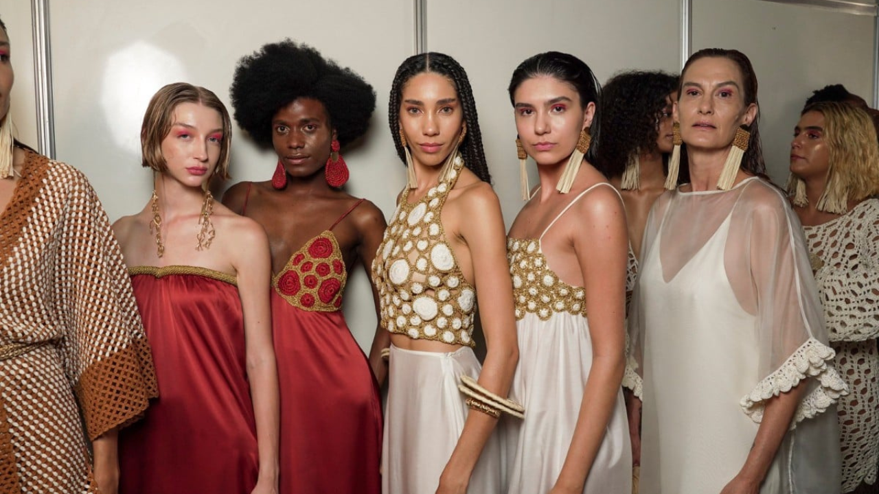 Maxi e minimalismo conversam na beleza da temporada N58 da SPFW