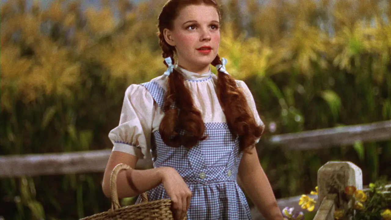 A tortuosa estrada de tijolos amarelos: a performance de Judy Garland